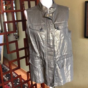 Beautiful green metallic vest Sz 1/medium.